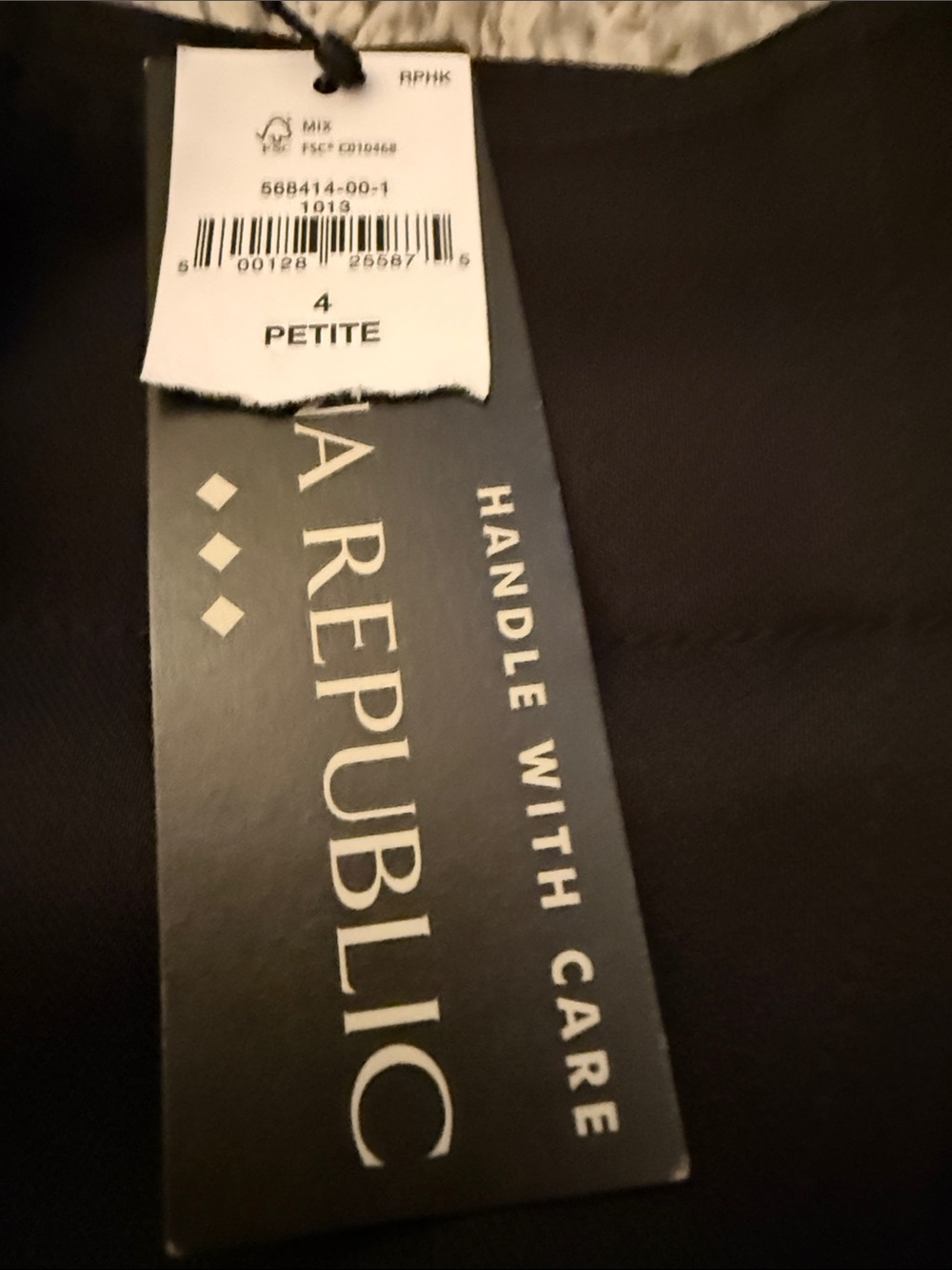 NWT banana republic Classic Tailored Pleat Trousers business casual contemporary - Picture 3 of 10